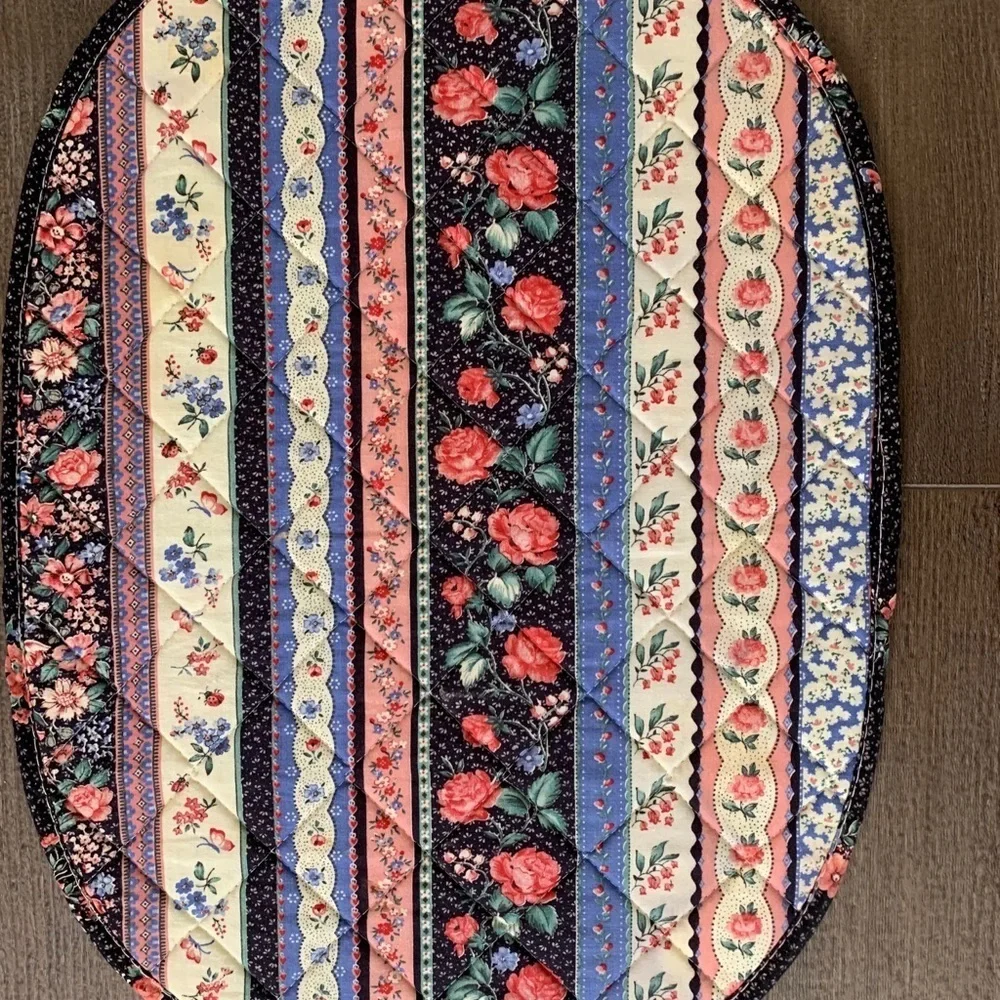 Floral Oval Placemats Set